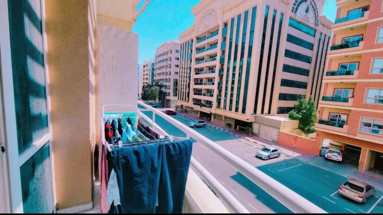 Dxb Hostel Near Adcb Metro Station Dubai Exterior photo
