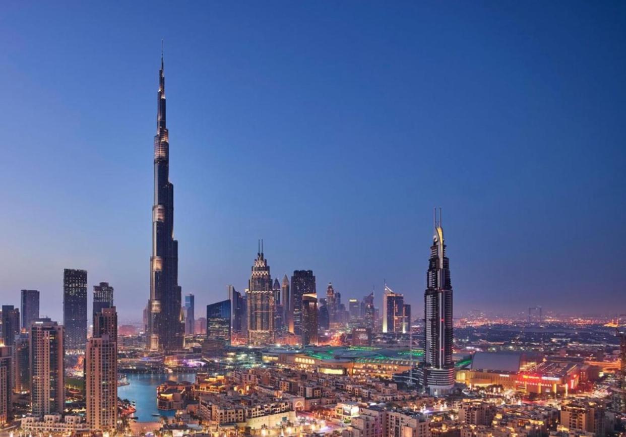 Dxb Hostel Near Adcb Metro Station Dubai Exterior photo